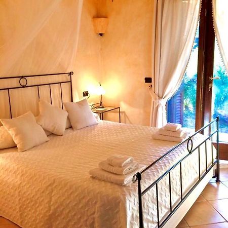 Villa Franci Санта Тереза Галура Екстериор снимка