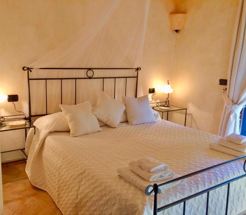 Villa Franci Санта Тереза Галура Екстериор снимка